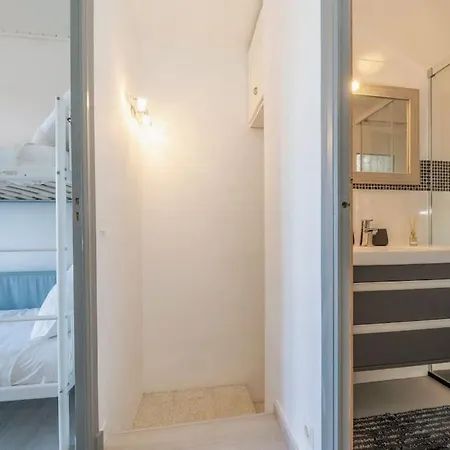 La Maison Snoopy, 6-8 Persons, Near Beach, Seaview Lloret de Mar