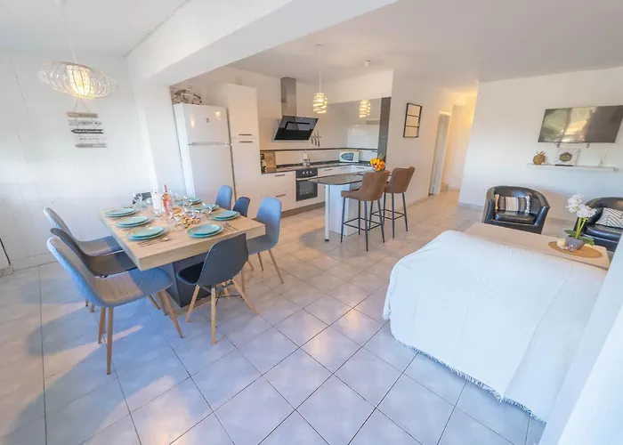 La Maison Snoopy, 6-8 Persons, Near Beach, Seaview * Lloret de Mar