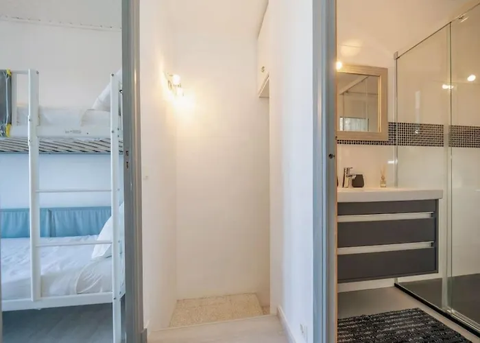 La Maison Snoopy, 6-8 Persons, Near Beach, Seaview Lloret de Mar