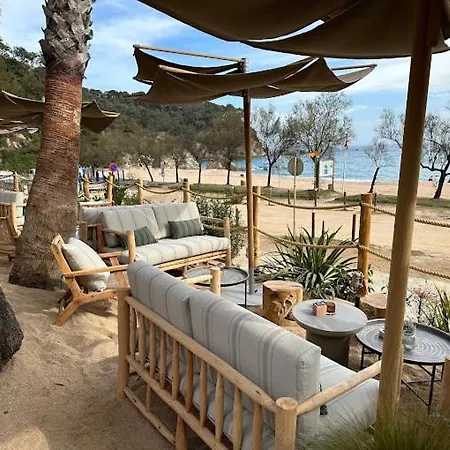 La Maison Snoopy, 6-8 Persons, Near Beach, Seaview