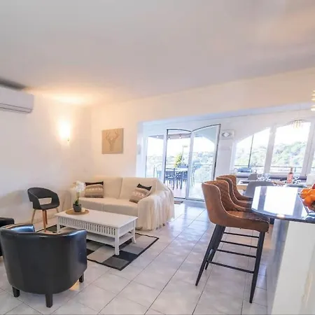 La Maison Snoopy, 6-8 Persons, Near Beach, Seaview Apartment Lloret de Mar